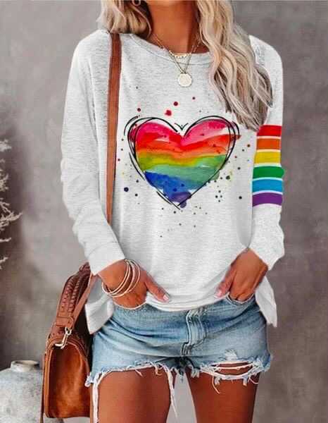 Women’s Casual Rainbow Heart Print Sweatshirt