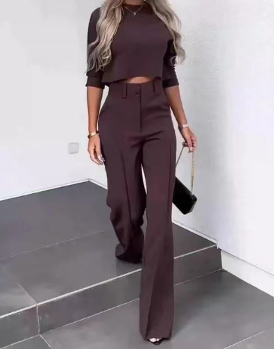 Women’s Fall Two-Piece Set – Fitted Crop Top & High-Waist Flared Pants